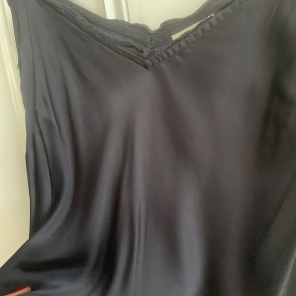 Wilfred Silk Tank (S) - Picture 4 of 4